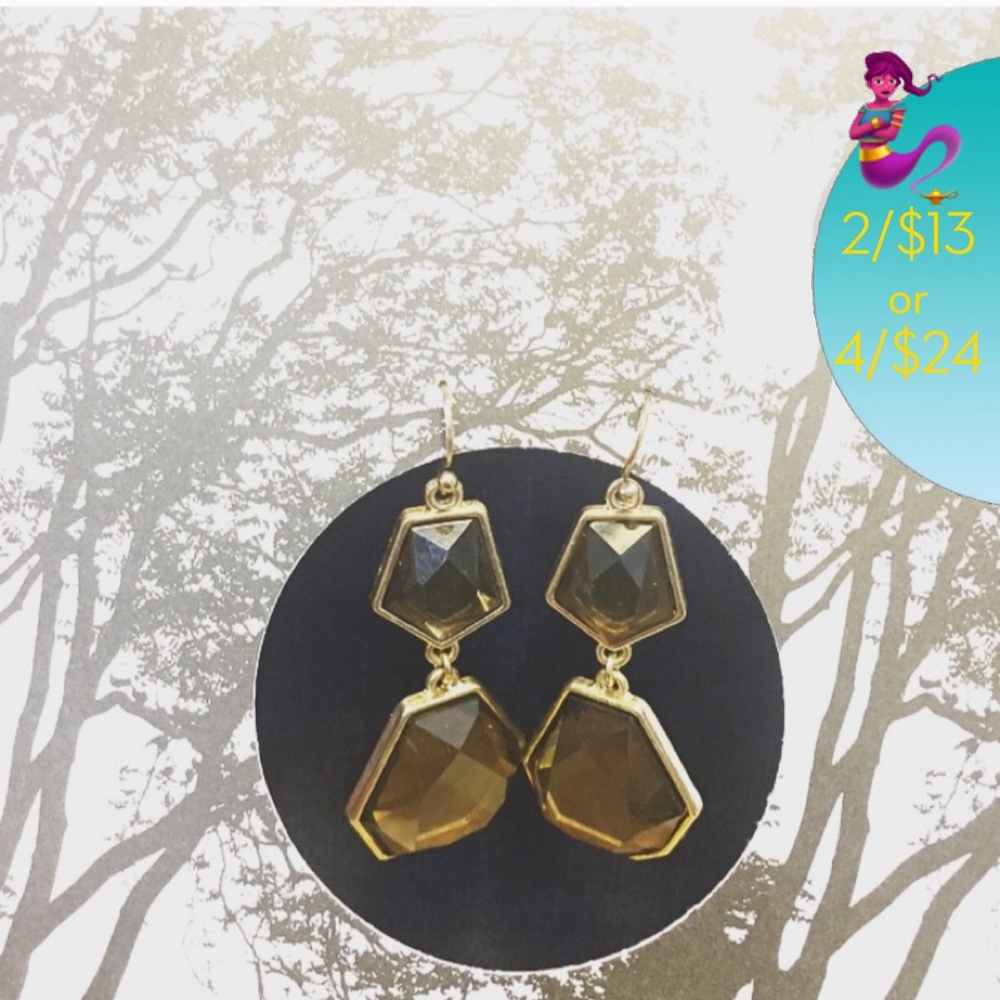 🧞‍♀️ 🚛MOVING SALE 🚛 Topaz dangle earrings 🍂